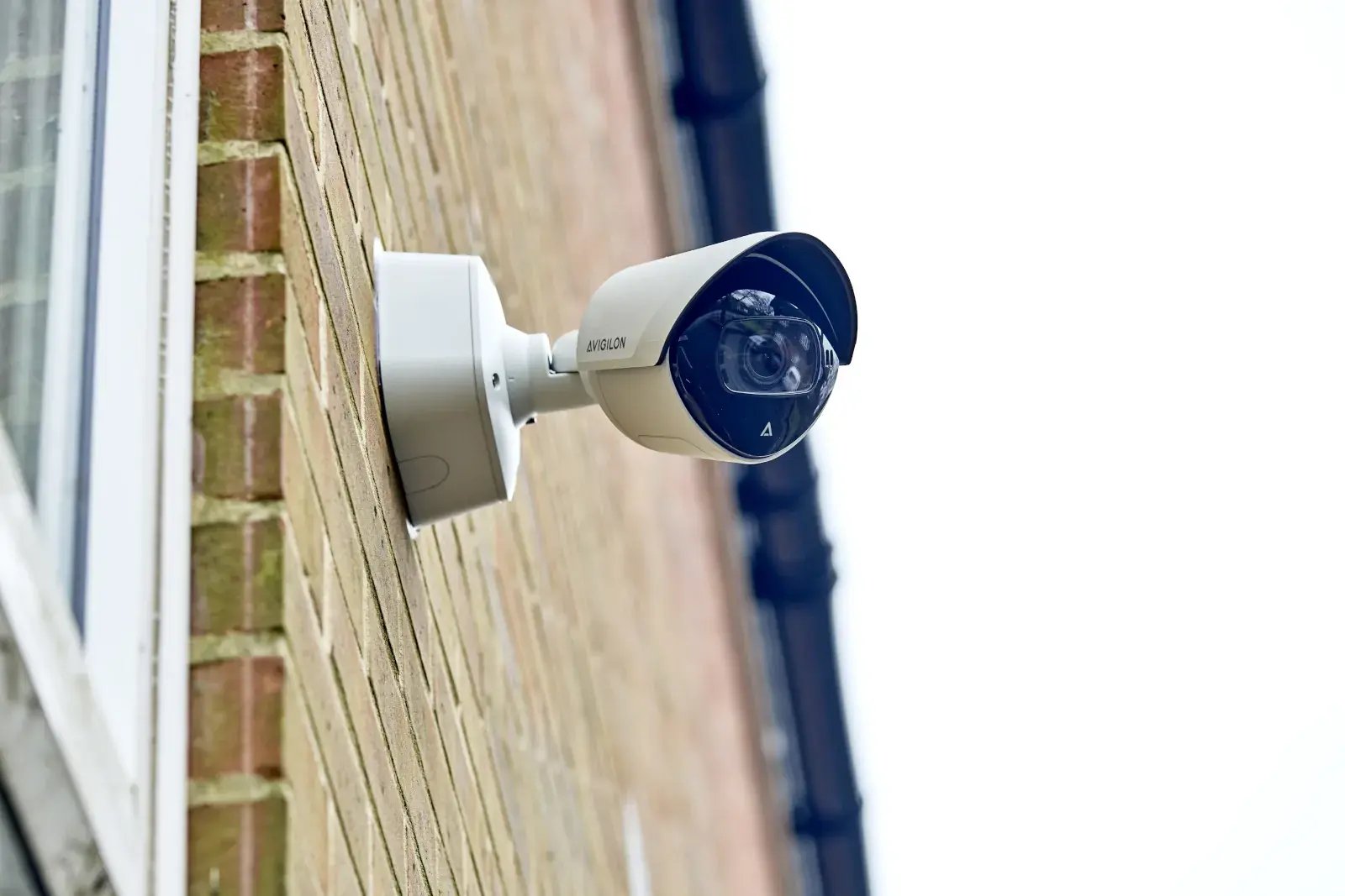 the-place-4-self-storage-external-cctv-camera-1600x1067