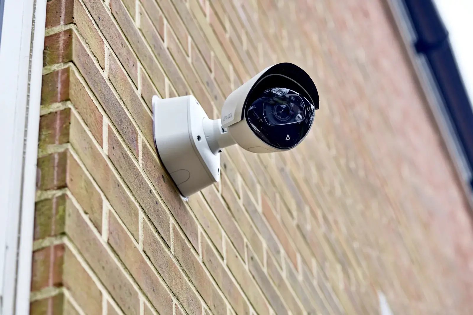 the-place-4-self-storage-security-systems-external-cctv-1600x1067