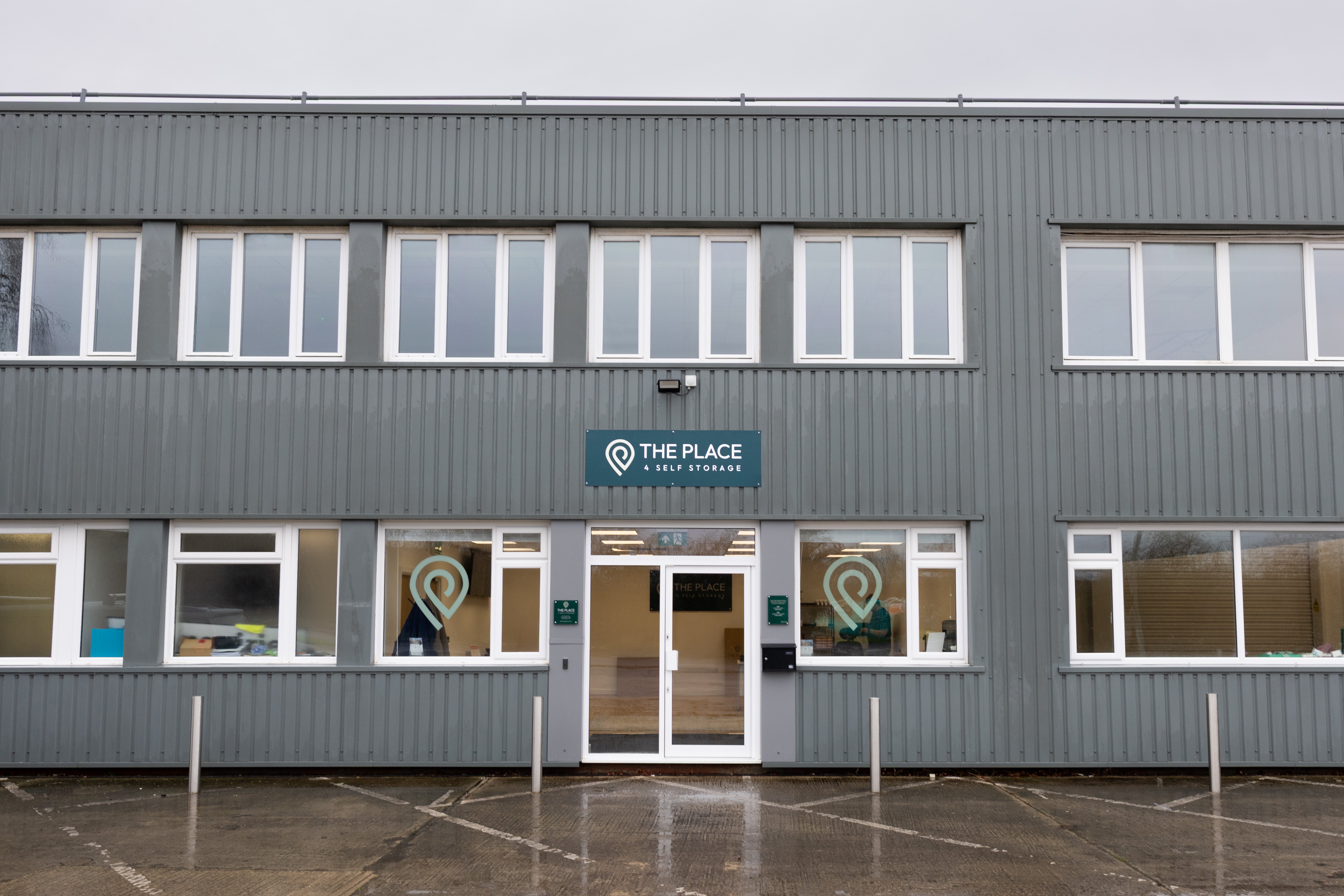 the place 4 self storage swindon wiltshire