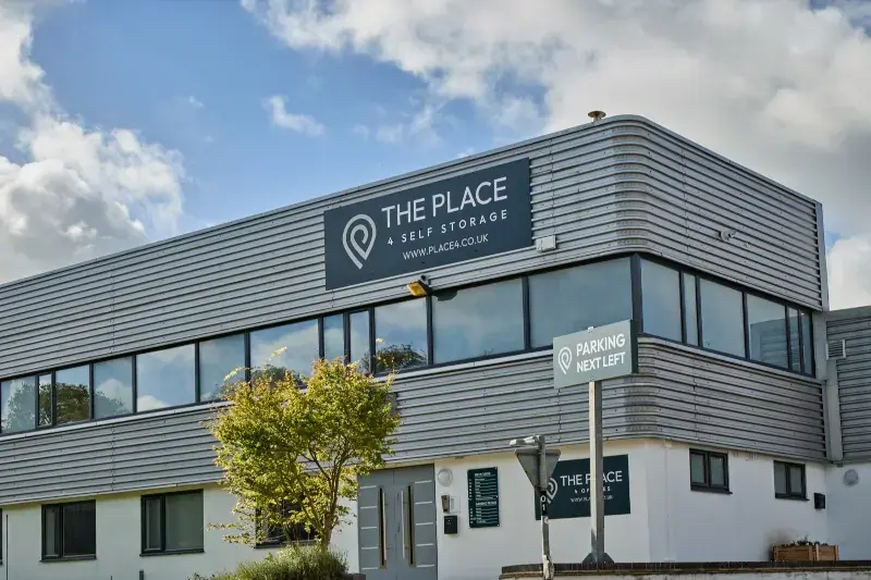 the-place-4-self-storage-alton-storage-unit-space-exterior-building-branding-800x533